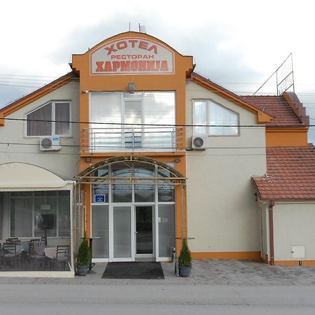 Harmony Hotel Κουμάνοβο Εξωτερικό φωτογραφία