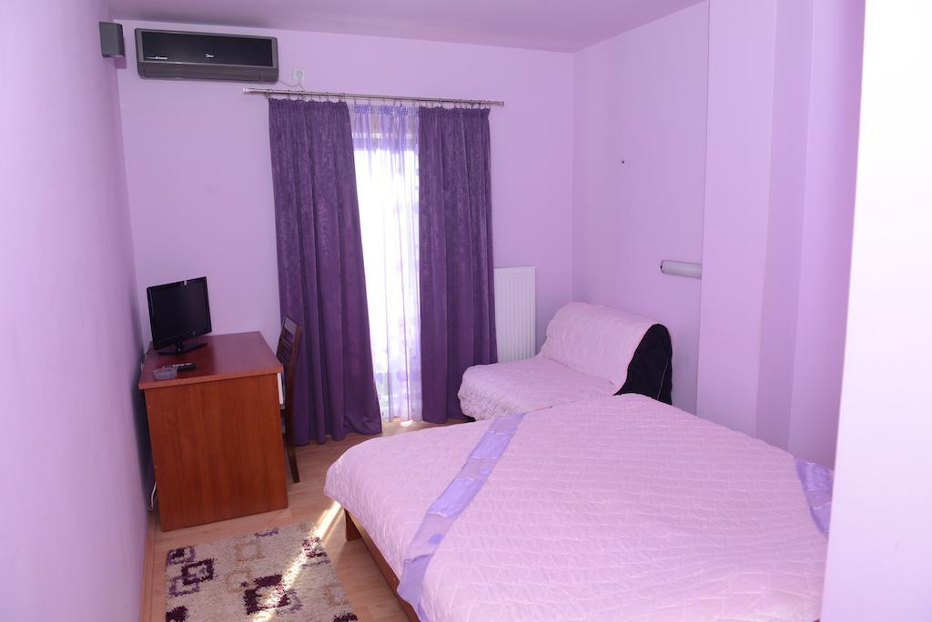 Harmony Hotel Κουμάνοβο Εξωτερικό φωτογραφία