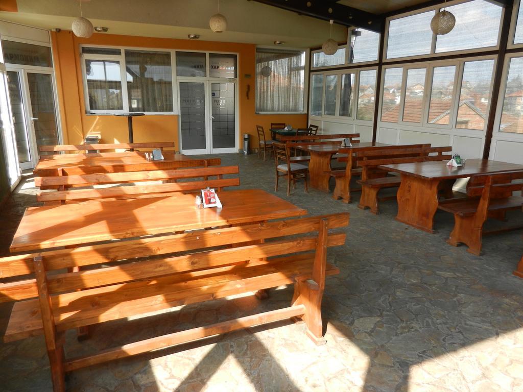 Harmony Hotel Κουμάνοβο Εξωτερικό φωτογραφία