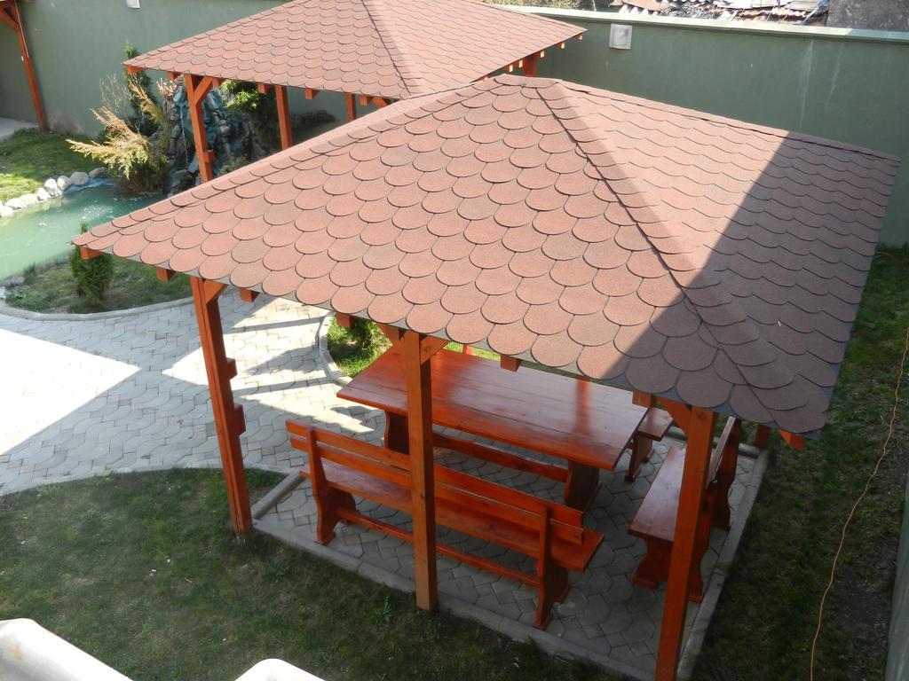 Harmony Hotel Κουμάνοβο Εξωτερικό φωτογραφία