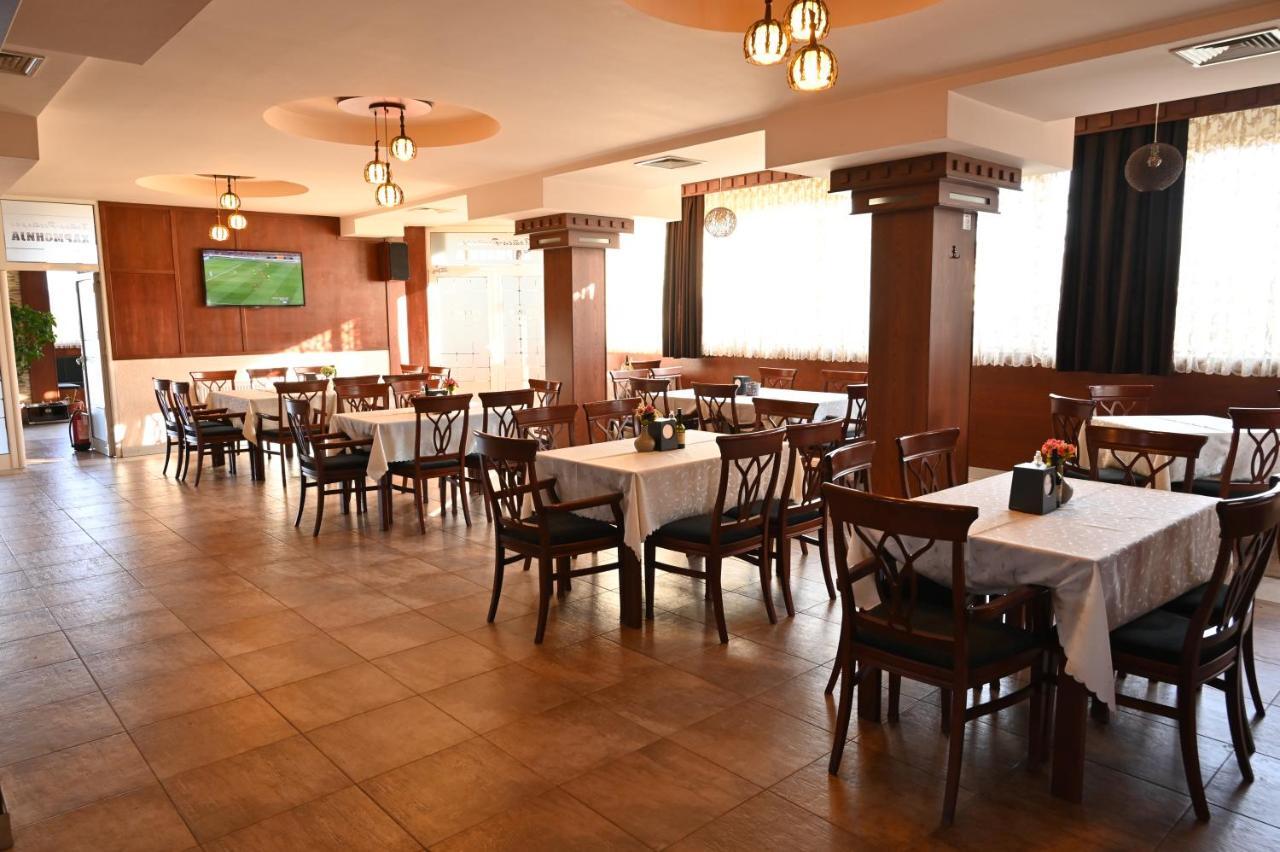 Harmony Hotel Κουμάνοβο Εξωτερικό φωτογραφία