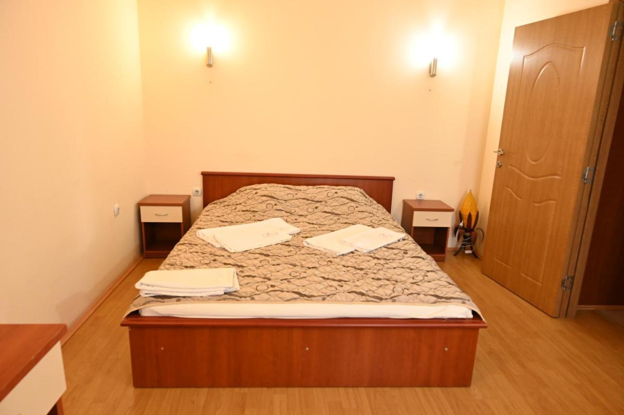 Harmony Hotel Κουμάνοβο Εξωτερικό φωτογραφία
