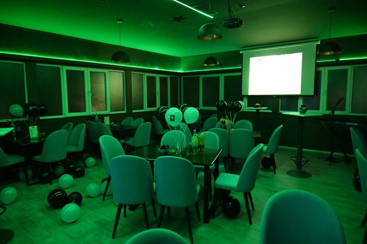 Harmony Hotel Κουμάνοβο Εξωτερικό φωτογραφία